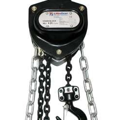 Manual chain hoist with a black hook and metal chain on a white background.